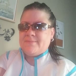 Meet your Posher, Alma d.